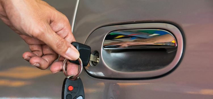Car door lock repair in Greenacres